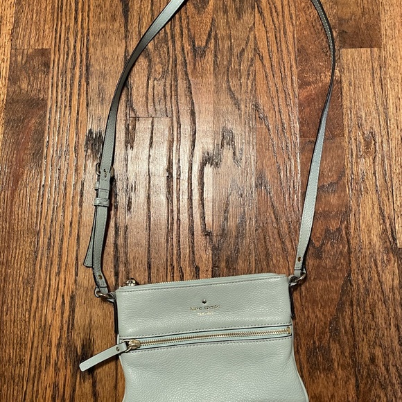 Kate Spade purse - Picture 2 of 7